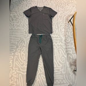 Graphite Mens Figs Scrubs